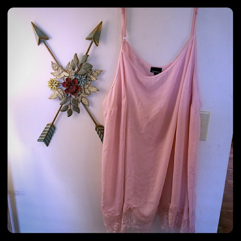 Torrid chiffon lace bottom camisole size 4